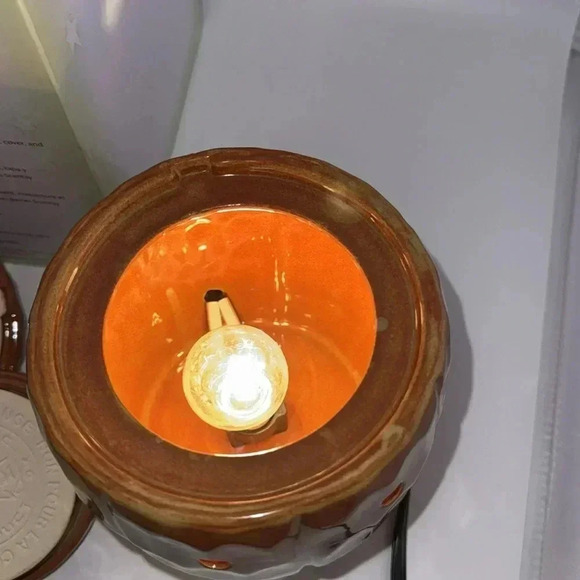 Scentsy Authentic Fragrance Wax Warmer Fall/Thanksgiving/Halloween PUMPKIN - Picture 9 of 11
